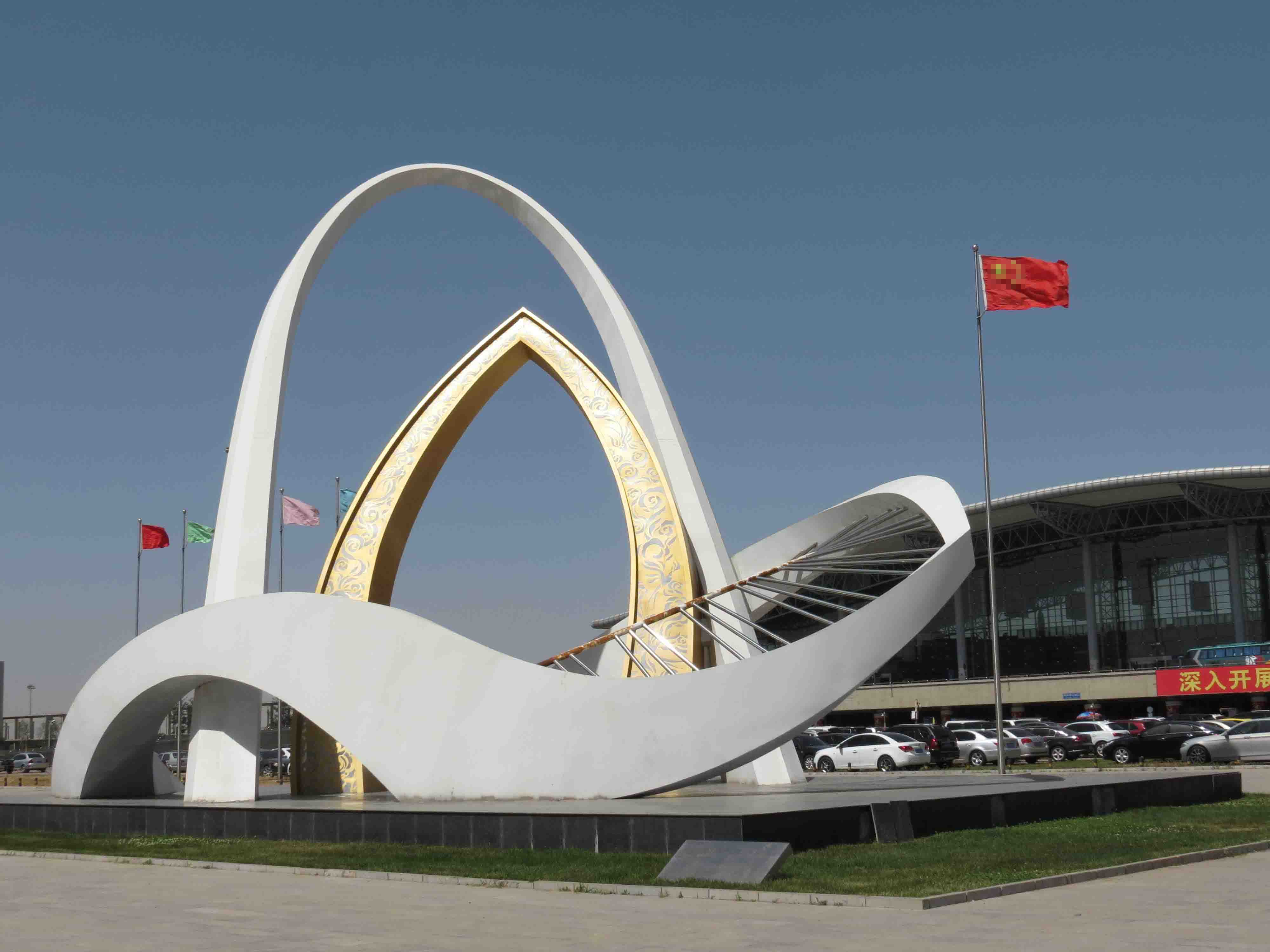 機(jī)場(chǎng)景觀雕塑，機(jī)場(chǎng)不銹鋼標(biāo)志，廣場(chǎng)大型標(biāo)志