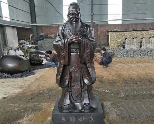 玻璃鋼雕塑制作出仿銅效果的步驟是什么呢？