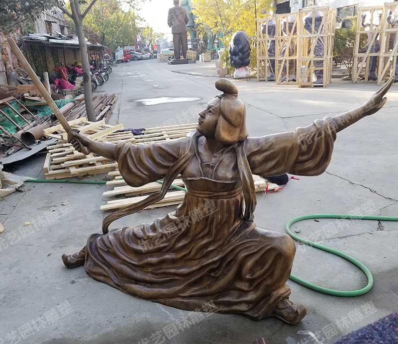 舞劍銅人物雕塑，古代銅人物雕塑